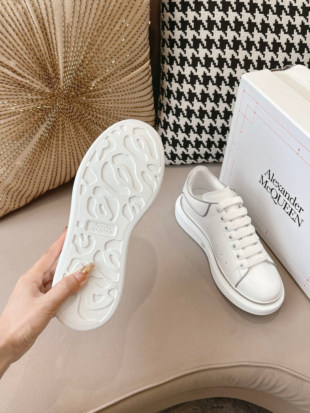 Alexander McQueen Sneaker