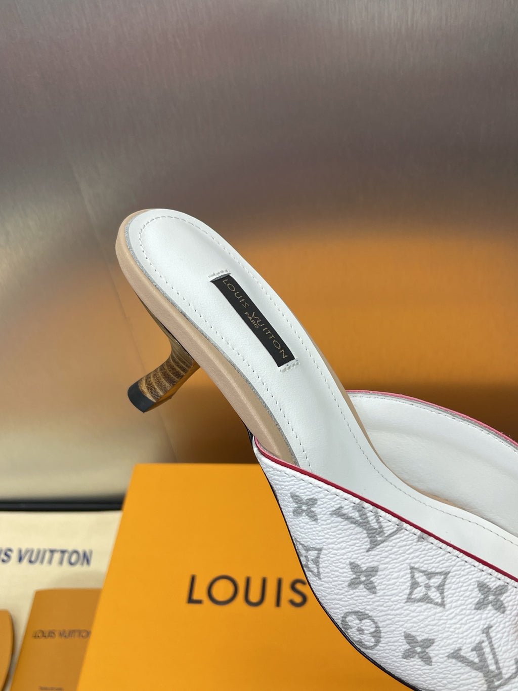 Louis Vuitton Topuklu