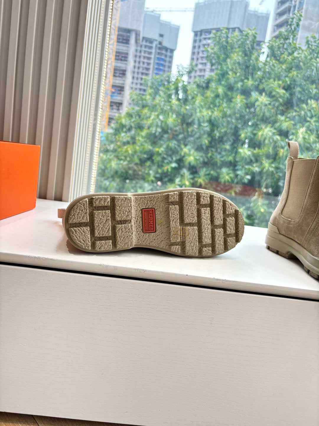 Hermes Suede Bot